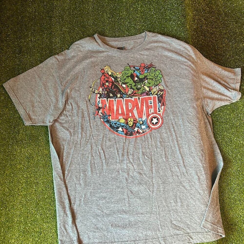 Marvel Men's Grey T-shirt